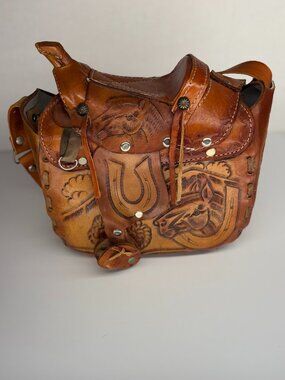 VINTAGE 70'S LEATHER WESTERN SADDLE BAG